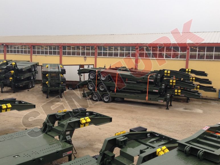 2-axle lowbet semi-trailer-military purpose