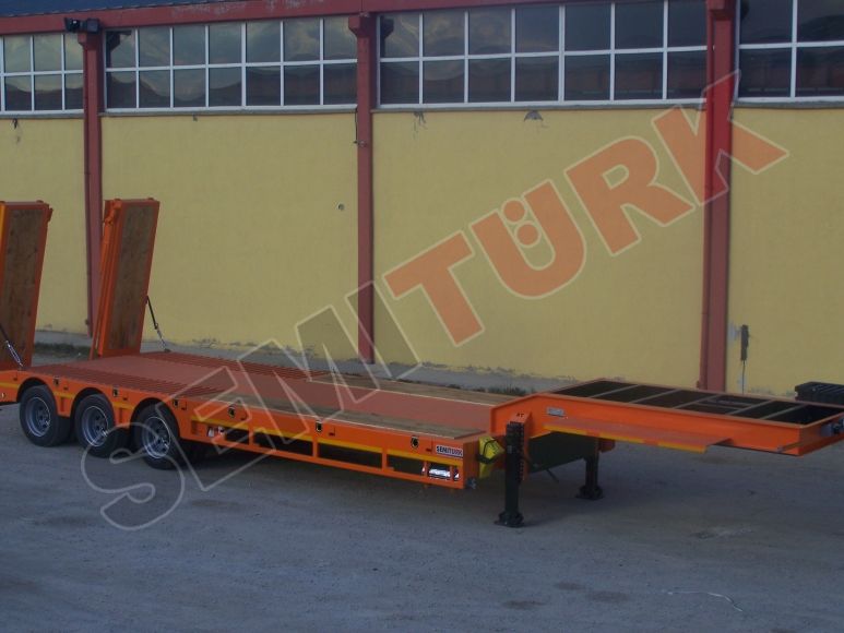 3 axle lowbed semi-trailer